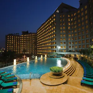 Отель Harbour Plaza Metropolis